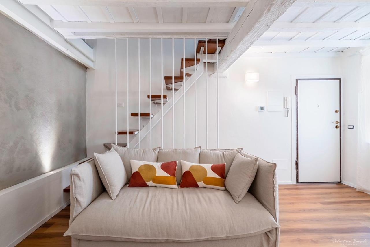 Flo Florence Loft Luaran gambar